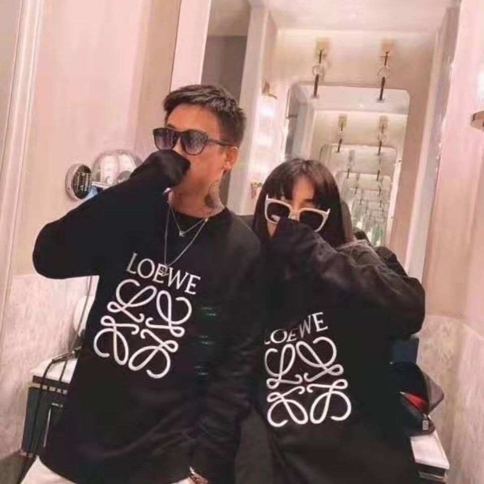 

Men and Women Loewe Embroidery Round Neck Cotton Sweater Loose Breathable Long Sleeve Sweatshirts Pullover, Black