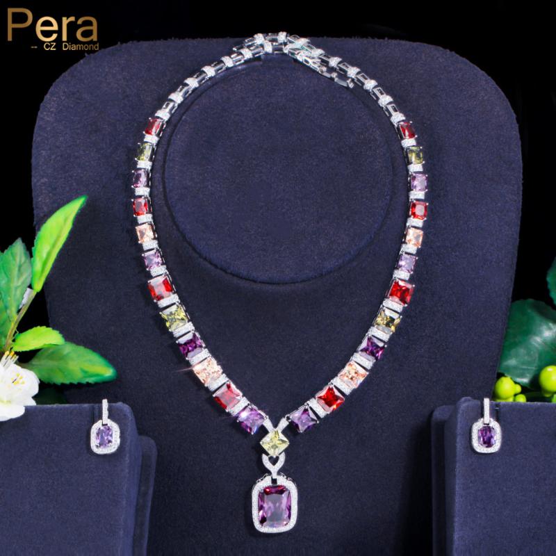 Collier de boucles d'oreilles pera luxueuse princesse coupée colorée CZ Crystal Square Pendant Engagement Bridal Engagement Bijoux pour les marié