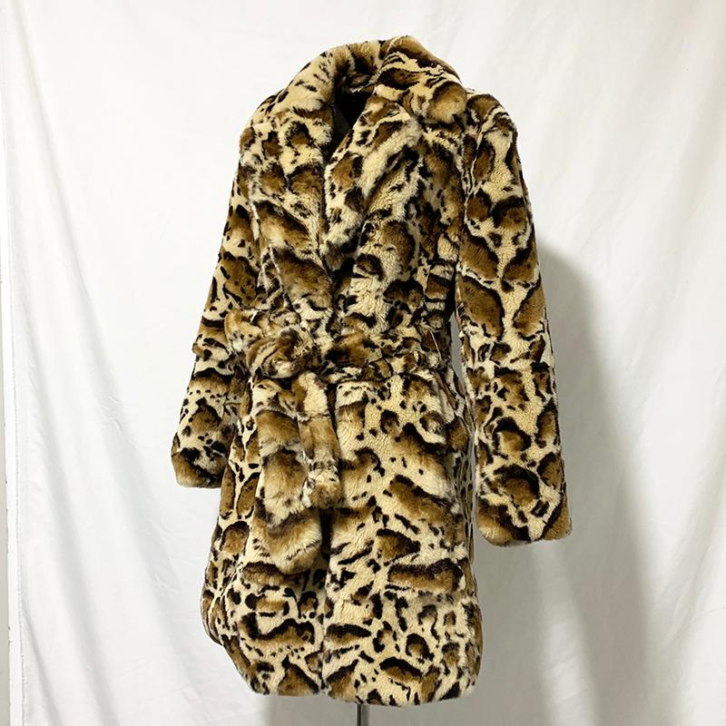 

Women's Fur & Faux Rf2071 Real Rex Coat With Belt Leopard Printed Natural