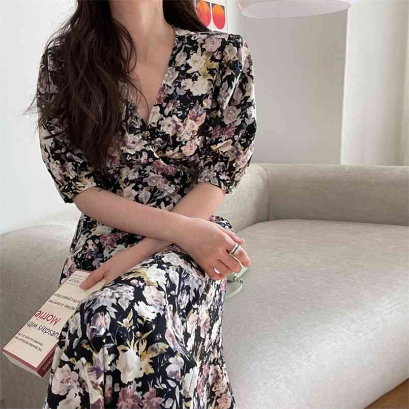 

Vintage Puff-sleeve High Waist Women Casual Long Dress Elegant V-Neck Female A-line Summer Flowers Party Vestidos 210519, Photo color