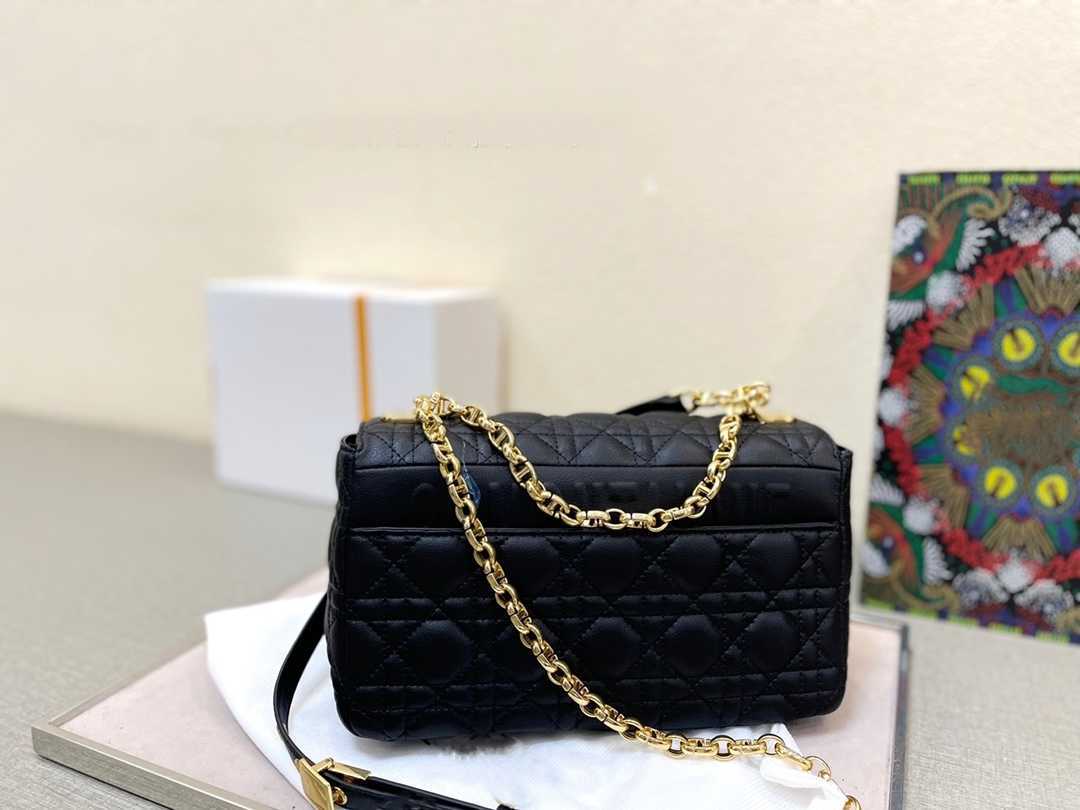 

CLASSIC FLOWER Fashion bags Clutch The latest retro high-quality leather geometric quilting series solid color metal letters luxury classic designer chain, Box