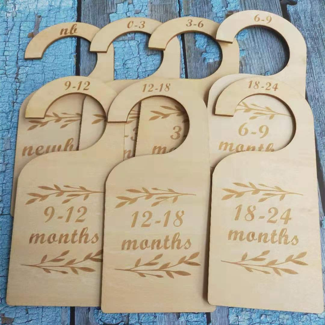 

Home Decoration Baby Shower Party 7pcs 0-24 Months Wooden Closet Divider Nursery Closet Clothes Organizer