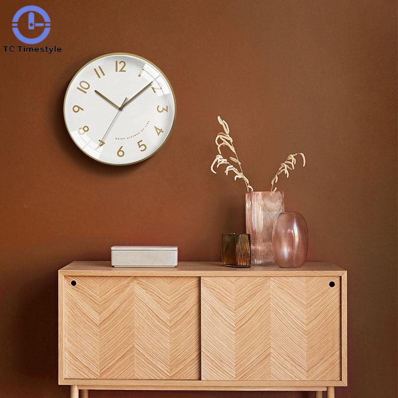 

Nordic Style Round Wall Clock Creative Simple Wave Point Decorative Hanging Mute Quartz Living Room Home Decor Watch Clocks