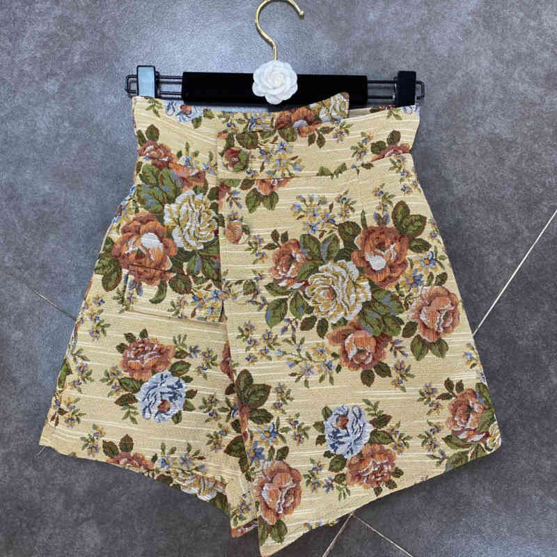 

Spring Arrivals Irregular High Waist Button Decoration Print Straight Vintage Style Shorts MZ427 210525, Figure color