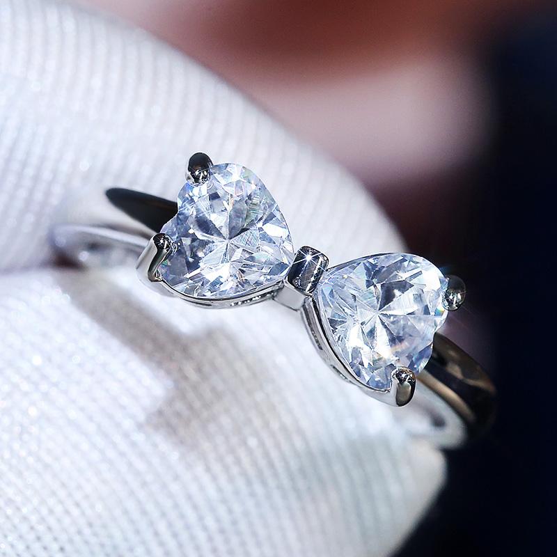 

Cluster Rings Huitan Luxury Silver Color Bow For Women CZ Zircon Heart Stones Romantic Gifts Elegant Accessories Daily Wearable Ring, Golden;silver