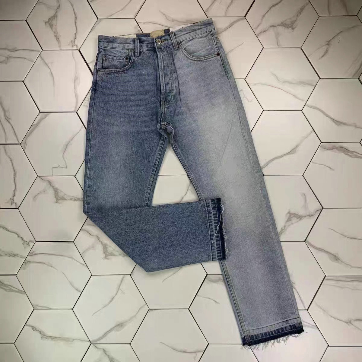 

HM513 High quality Mens jeans Distressed Motorcycle biker jean Rock Skinny Slim Ripped hole stripe Fashionable snake embroidery Denim pants, Blue