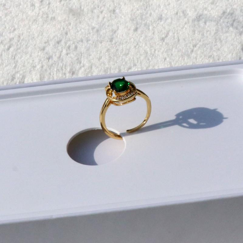 

Cluster Rings Luxurious 14 Kt Yellow Solid Gold GF Jewelry CZ Big Natural Green Onyx Ring FREE SIZE OPEN, Golden;silver