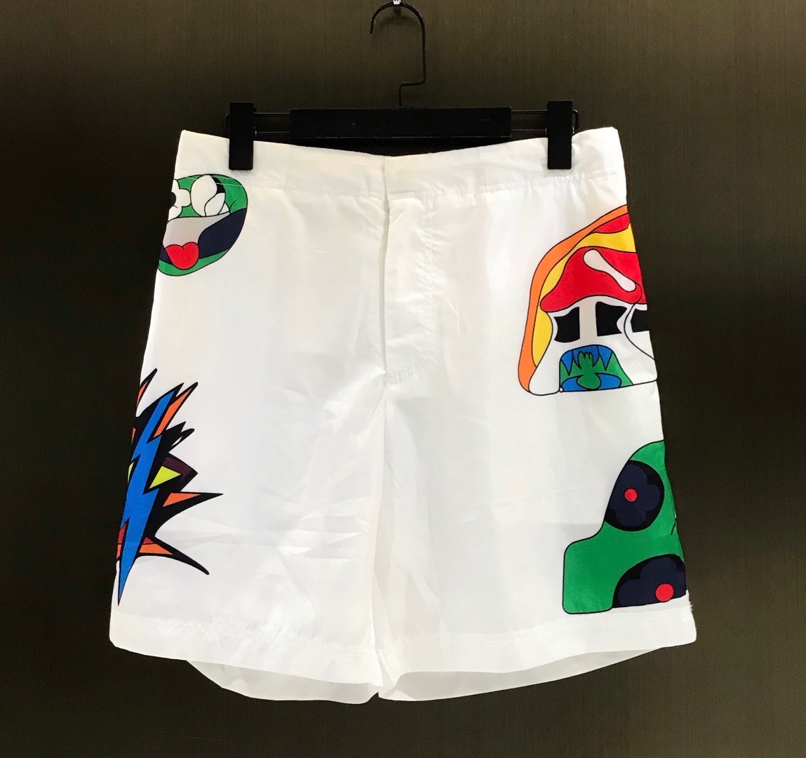 

2021 spring casual mens shorts and t-shirts