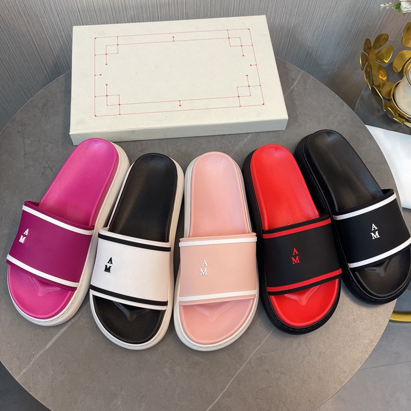 

Classic Pool Slide in Navy Red White For Man Woman Oversized Slippers Minimal Designers Flip Flops Rubber Sole Sandals Casual Fashion