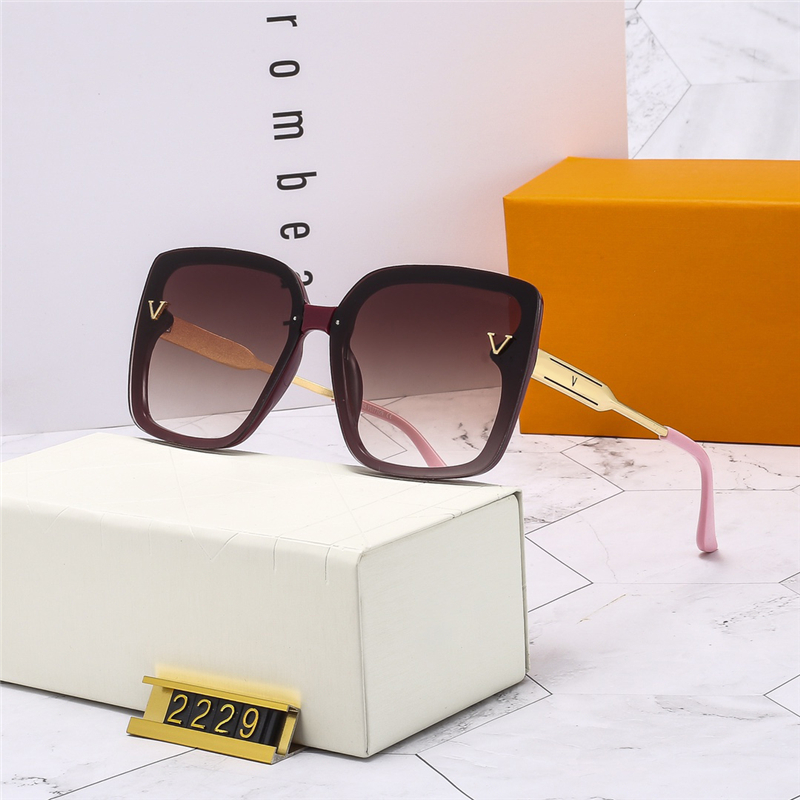 

Womens Luxurys Designers Sunglasses Classic Full Frame Polarizing Sunglasses For Women Fashion Ladys Driving Polarized Sunglasses 21072005V, White;black