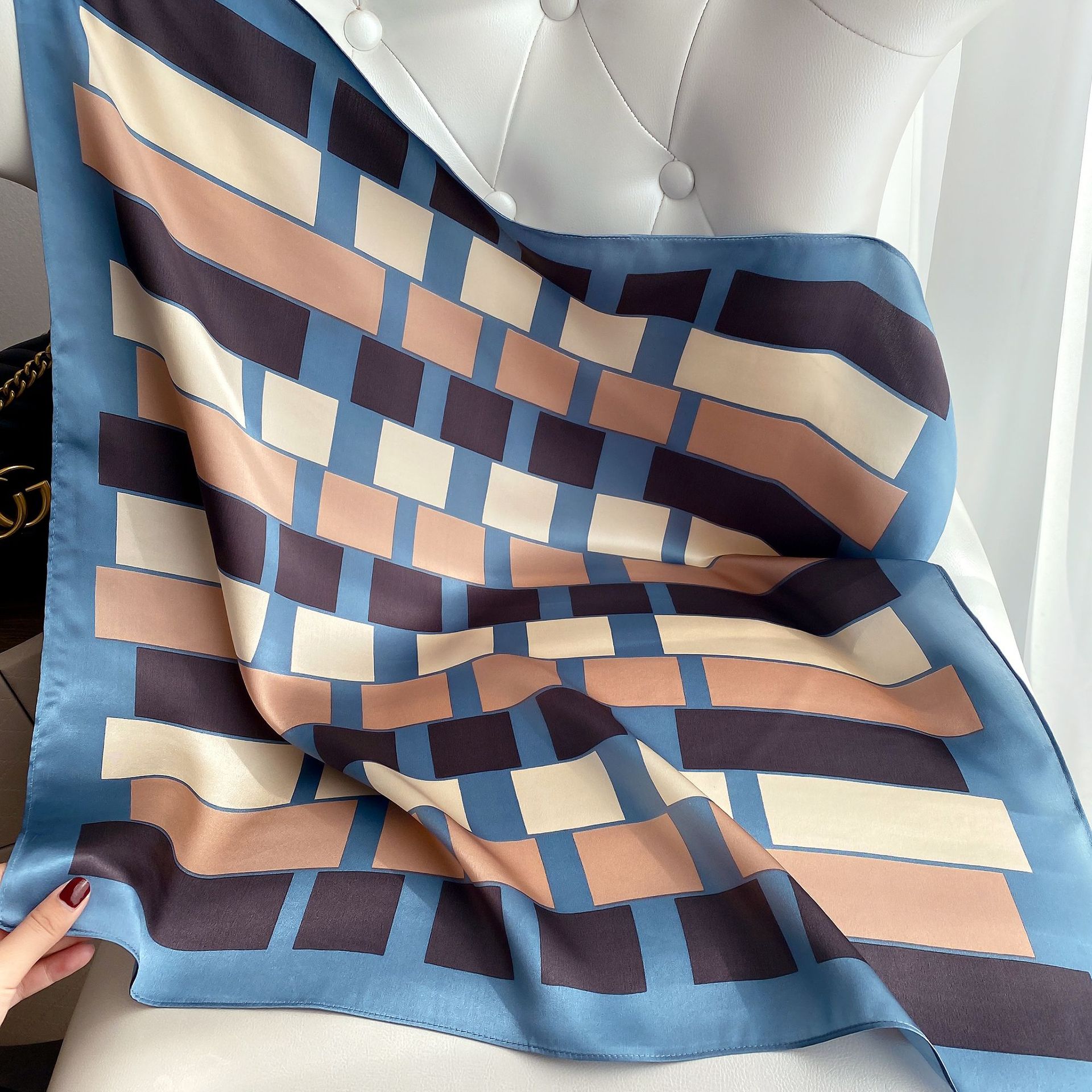 

Spring and Summer Thin Silk Mulberry Silk Long Silk Scarf Hair Band Socialite Sunshade Printing Small Necktie Womens Square Scarf No. 5