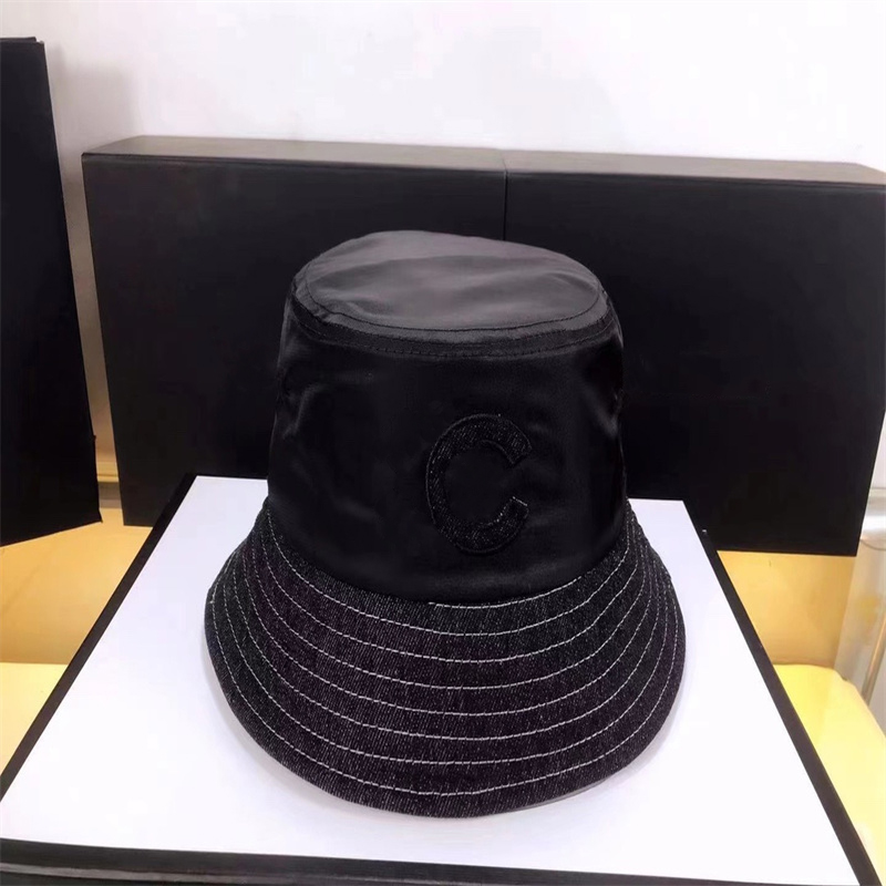 

2021 Summer Trendy Women Men Hats Nylon Luxurys Designers Caps Hats Mens Bonnet Beanies, Black