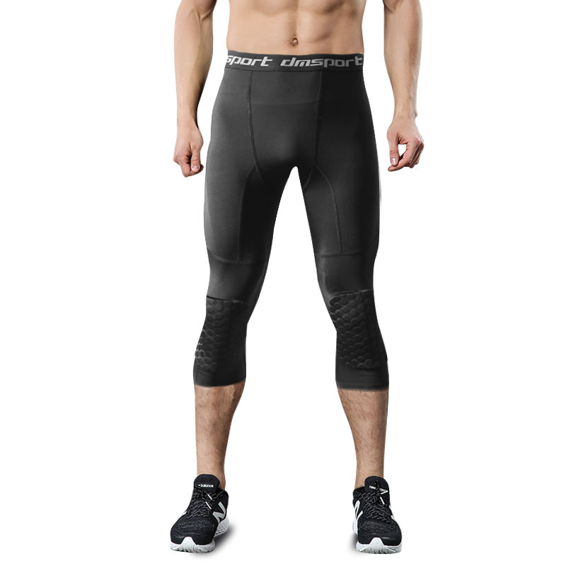 

Men's Basketball Padded Three-Quarter Tights Pants with Knee Pads for Men 3/4 Capri Compression Tights Leggings Girdle Training, Black