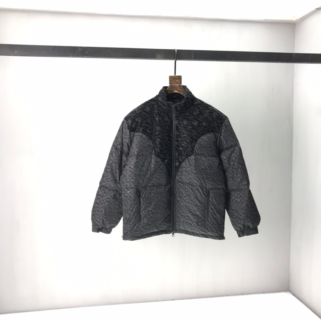 

2021 mens Desi Bale Hoodie Men GucMonc Jacket T Shirt EssSupr Tech Track suit shorts PalmVlone Flee Cana sweater Black and white size:~3xl 2992