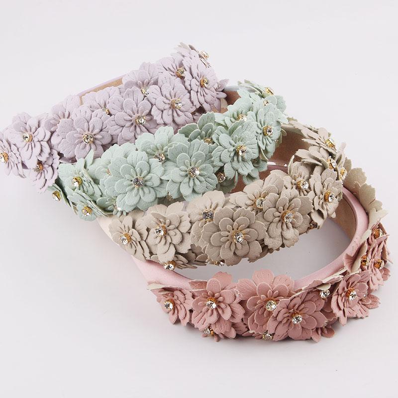 

Hair Clips & Barrettes Sponge Leather Flower Rhinestone Headband Fashion Temperament Flowers Inlaid Headbands Accessories 924, Golden;silver