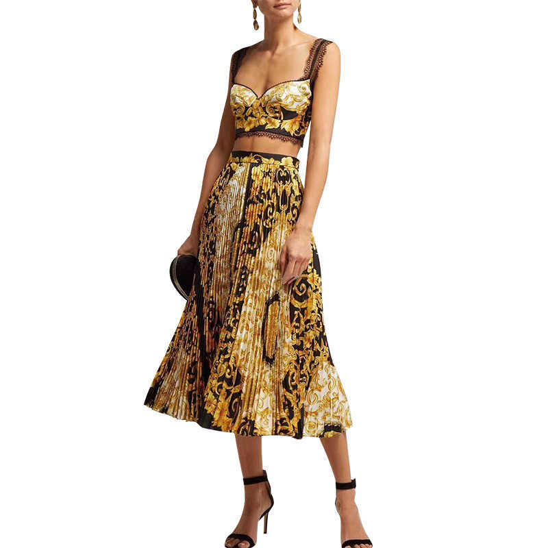 

fashion [DEAT] summer women printed vintage styles two pieces set vacation clothing lace patchwork bra and pleated skirt 210709, Gold suit