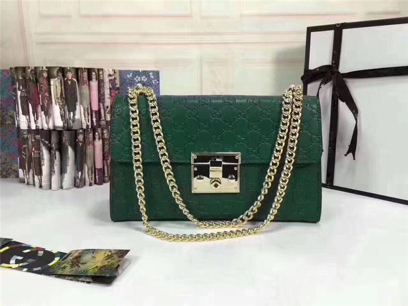 

Luxury ssima Leather Padlock Medium Chain Shoulder Handbag Green Size: 30x19x10CM