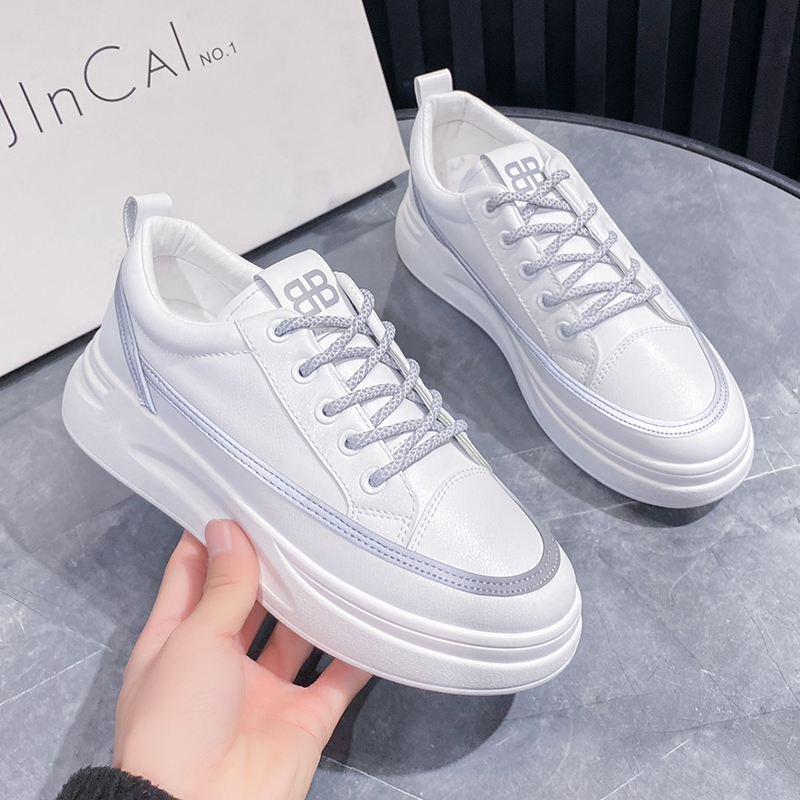 

2021 Designer Women Running Shoes Black Grey Reflective fashion womens Trainers Sports Sneakers High Quality Size 35-40 ws