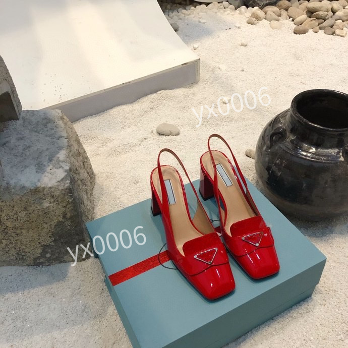 

2021 Women Designer Boots Martin Desert Boot Flamingos Love Arrow Real Leather Medal Coarse Non-Slip Winter Shoes ds200815, 02