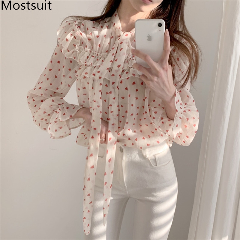 

Spring Korean Chiffon Heart Print Blouse Shirt Women Ruffles Long Sleeve Bow Collar Elegant Tops Sweet Office Casual Blusas 210518, Beige