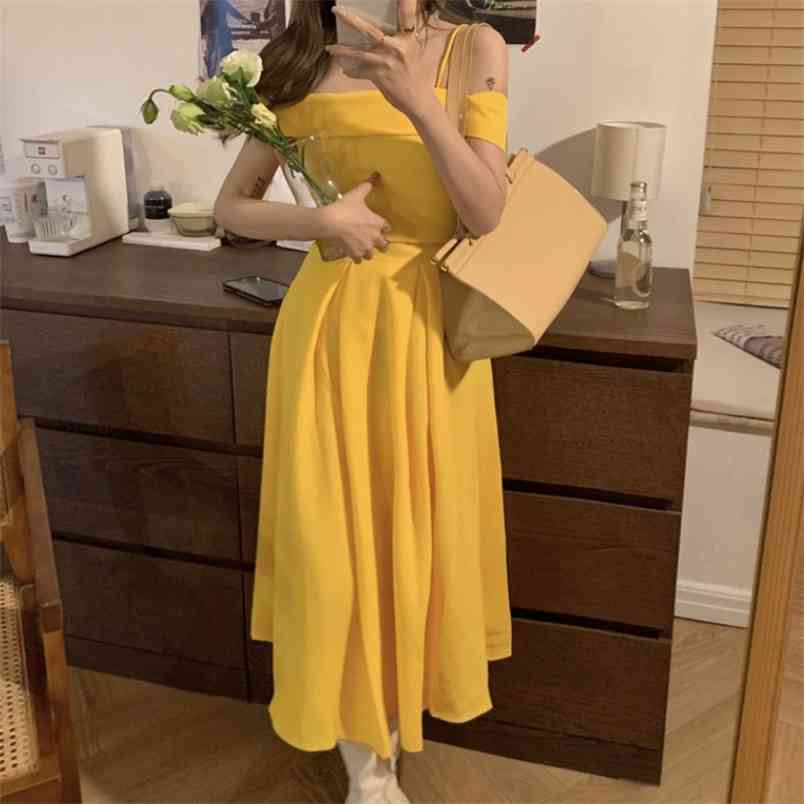 

Summer Two Piece Set For Women Solid Sexy Slash Neck Spaghetti Strap Short Crop Top + High Waist Pleated Skirts Female 210519, Black