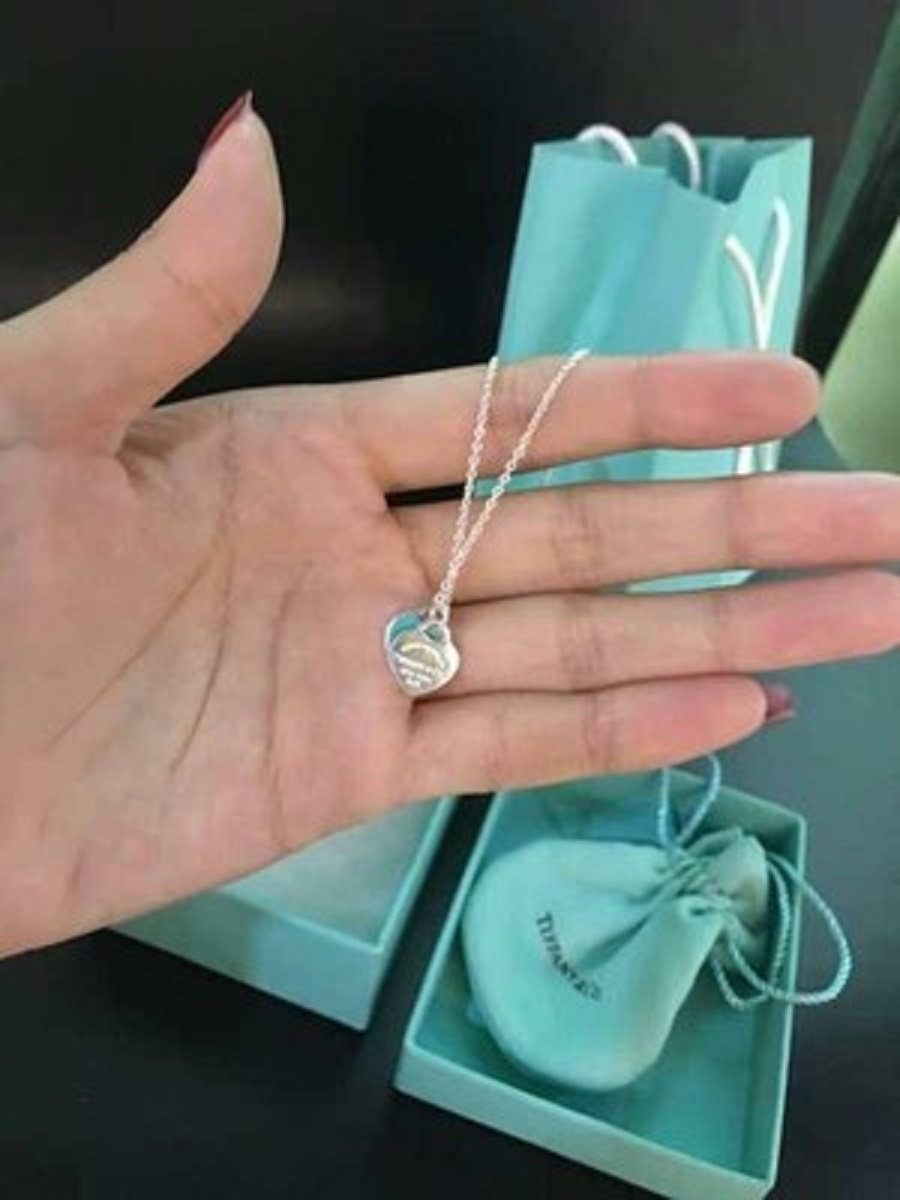 

Light blue double heart fashion pendant necklace 2021