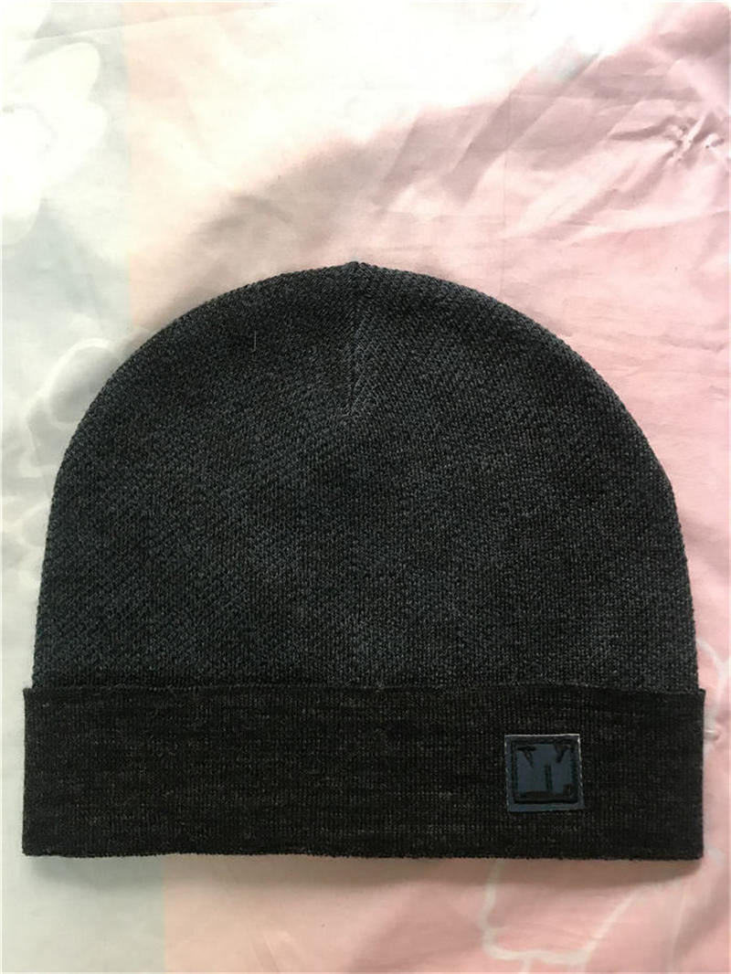 

HH87 Top Quality For Gift BB Mens Women Skull Caps Beanie Bonnet Winter Men Knitted Hat Caps Warm Hats Durag Beanies