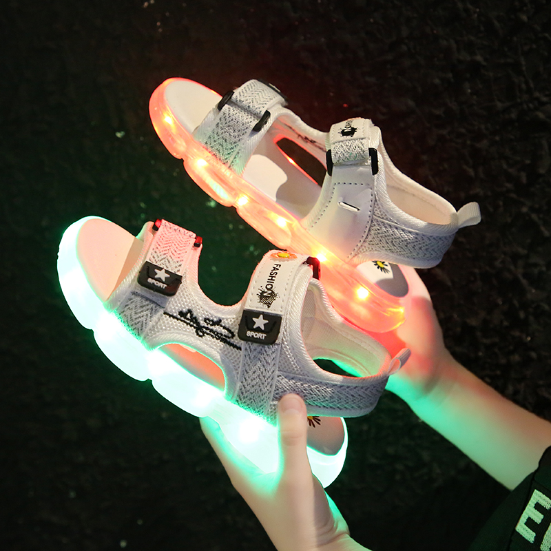 

Size 25-35 Childrens Casual Sandals For Boys Soft LED Shoes With Lights USB Charged Luminous Sandals Kids Girls Glowing Shoes, Black