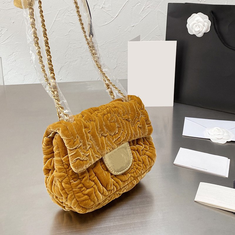 

2021 F/W Autumn France Womens Vintage Sasanqua Bags Classic Mini Flap Square Velvet Clutch Designer Matelasse Crossbody Shoulder Flower Charms Luxury_handbags 18C, Red