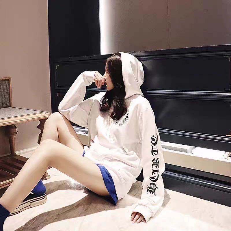 

2020 winter new brand croxin couple's Plush Hooded Sweater Kirin arm printing fashion, Black