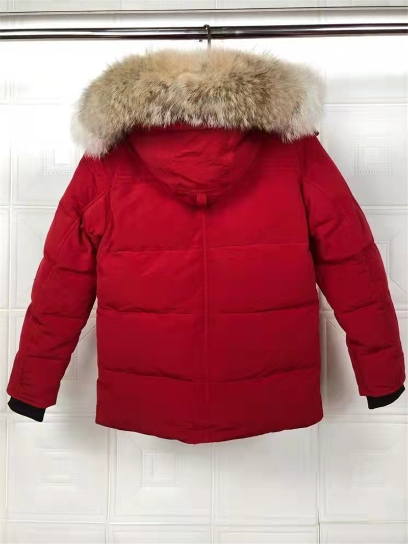 

High quality women and men Wyndham down parkas Real coyote fur trim hoody 80% down fill Rib sleeve Ykk zipper keep warm outdoor jackets, Black