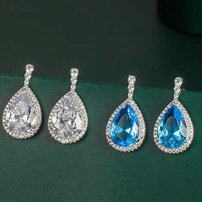 

Drop Shaped Sea Blue Zircon Pendant for Women