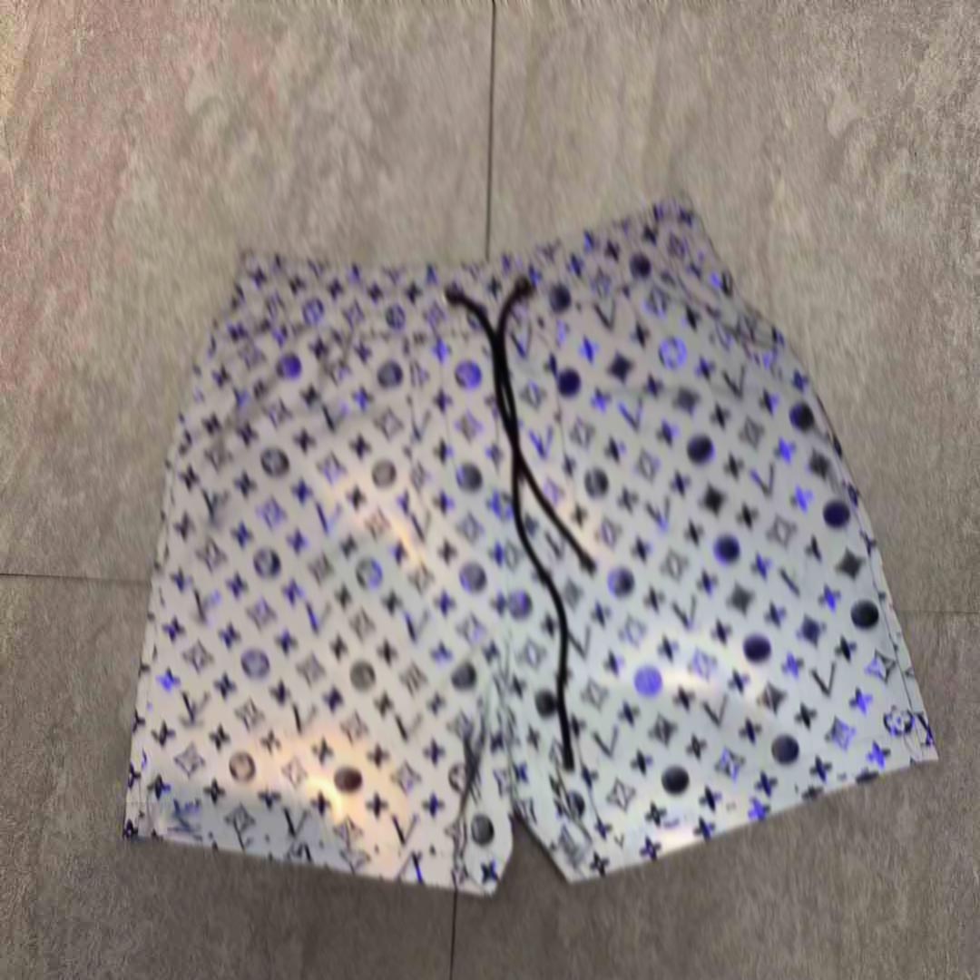 

Mens Designers Shorts Summer 2021 Streetwears Clothing Quick Drying SwimWear Printing Board Beach Pants M-3XL