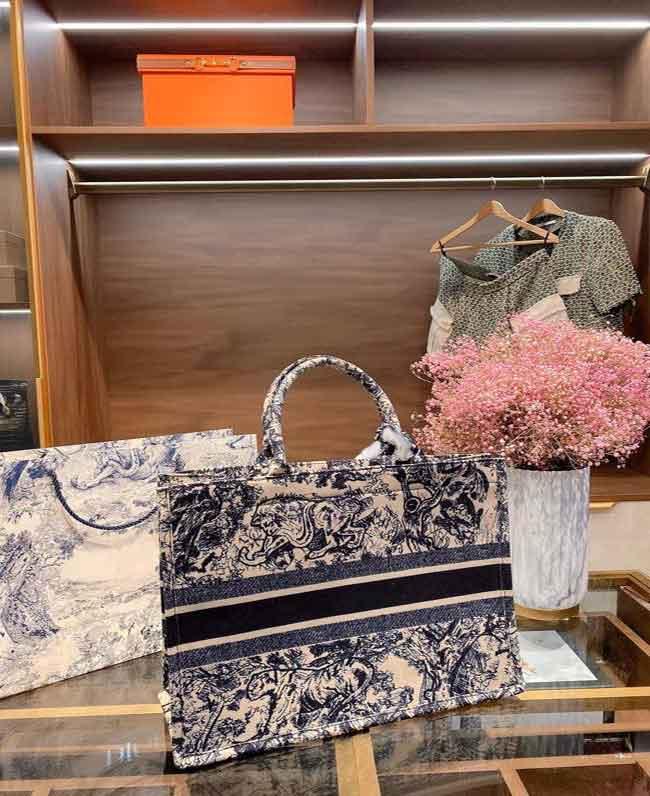 

20FW Women Bags Fashion Printed Shoulder Designers Grace Shoping HandBags Gace Luxurys Niloticus Style With Ribbon Simple Color Availabl uRh