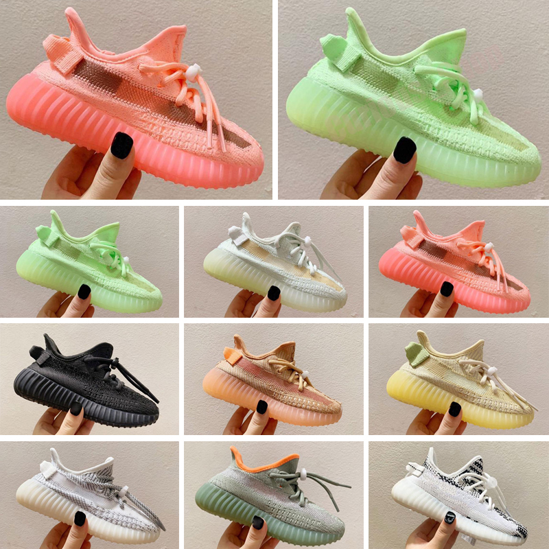 

2021 Top Quality Kids Shoes Boy and Girl Yellow Core Black children Sports Sneakers baby for birthday gift Size 24-35, Photo color