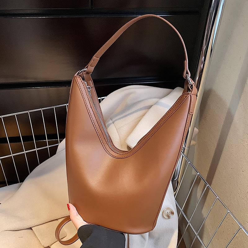 

Evening Bags Fashion Small PU Leather Padded Bucket Crossbody Handbags Designer Women Shoulder Side Luxury 2022 In Trend