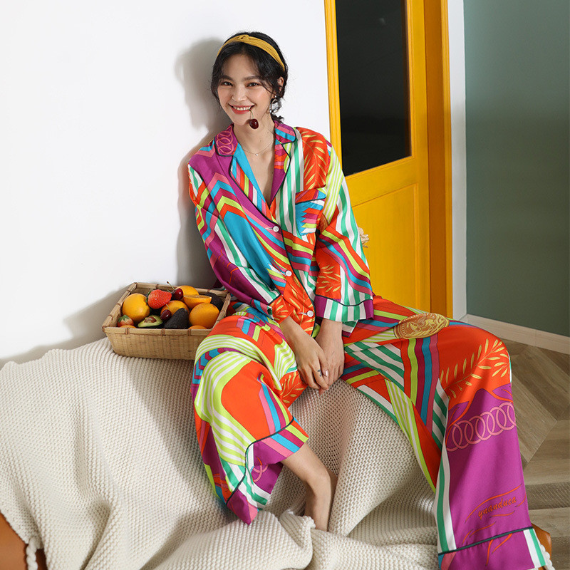 

European American Silk Pajamas Set Home Clothing Long Sleeve Spring Summer Thin Satin Loose Large Size Sleepwear Can Be Worn Outside