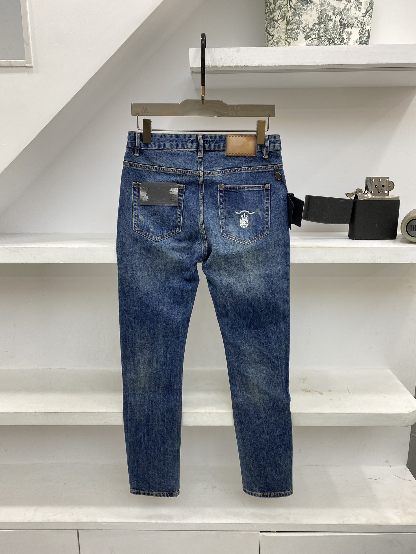

Spring and summer 2022 new designer jeans ~ high quality comfortable cotton material fashion ripped feet beautiful blue men luxury casual jeans