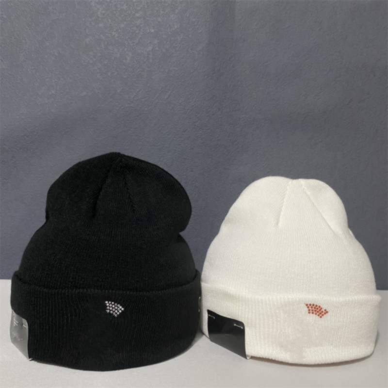 

21SS BOX LOGO S Zircon letter high quality cold hat fashion hip hop Street men's and women's windproof warm party, Brown