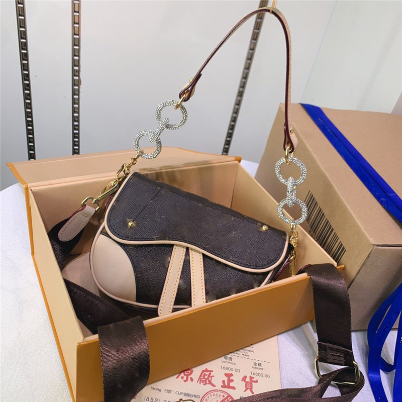 

2021 Womans Saddle Bag Eden PM 2WAY Shoulder M40731 Brown Size: 23*5*15 V-133