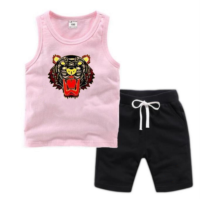 

Summer Kids Clothing Sets Baby Sleeveless Vest Shorts Two-piece Boys Girls Designer Clothes Children's Casual Classic Cartoon Letters P, White