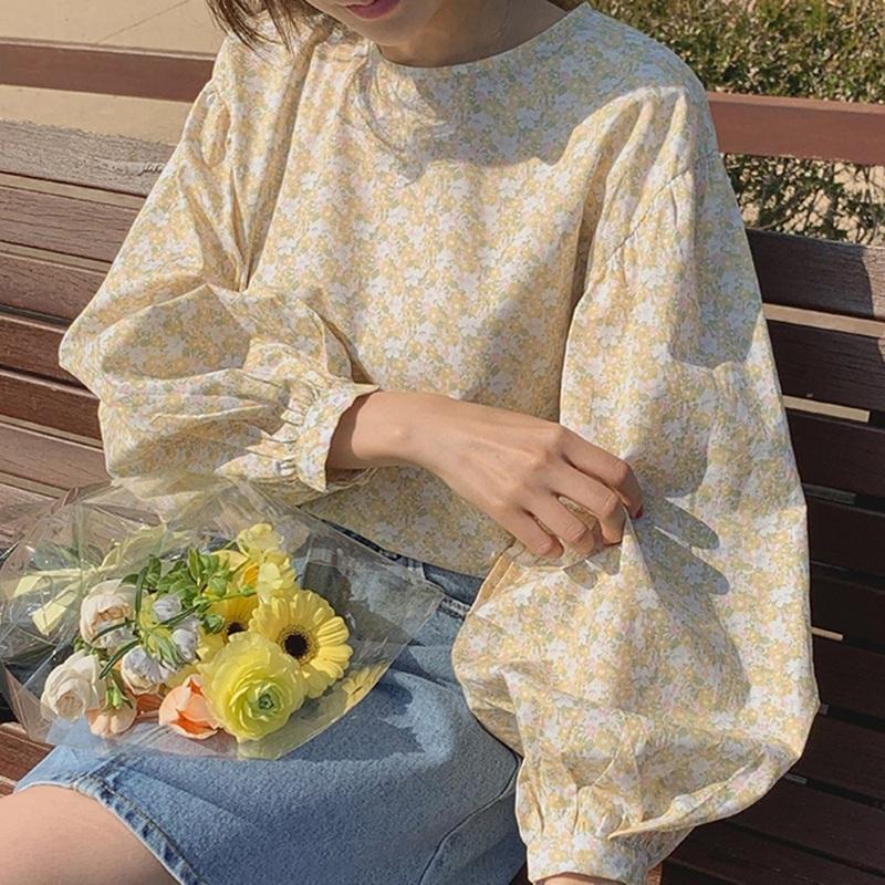 

Women's Blouses & Shirts Floral Print Women Vintage Yellow Lantern Sleeve O-Neck Loose Tops Spring Korean Clothes Fashion Shirt, White