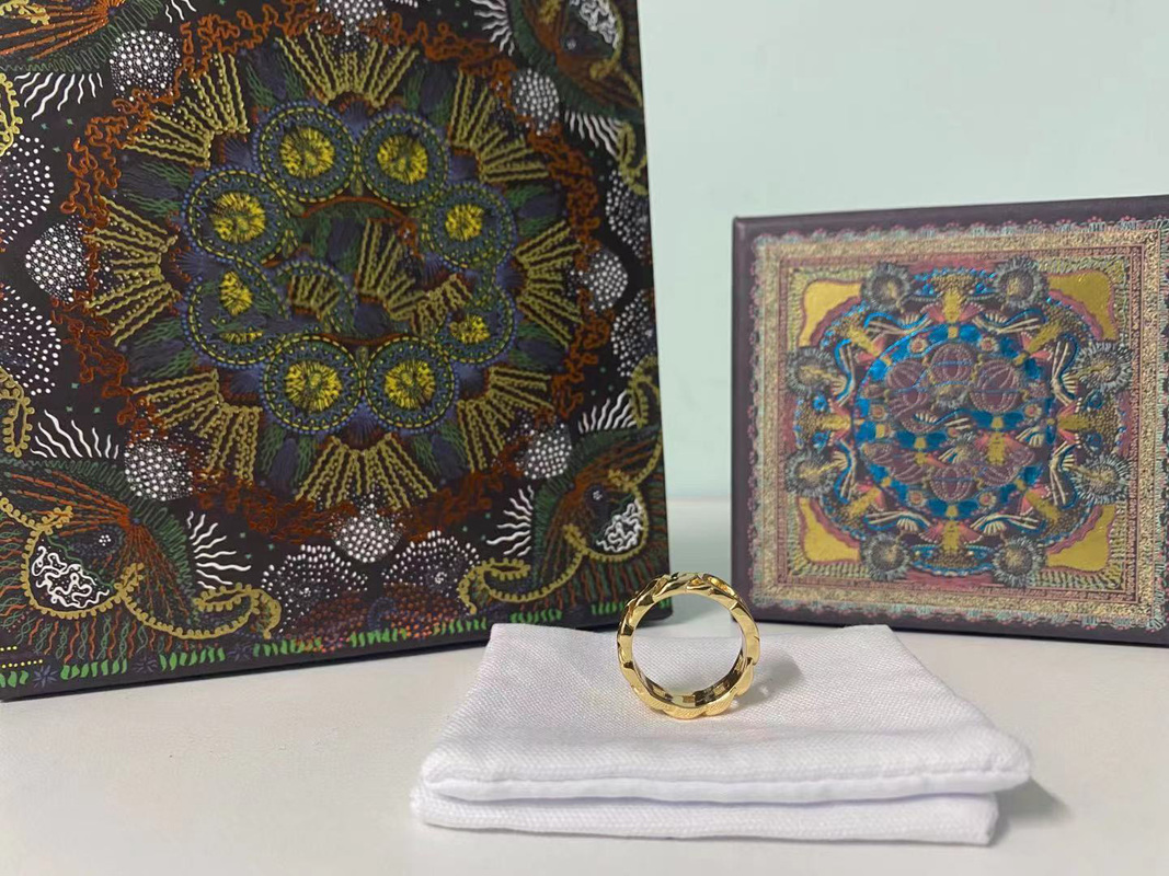 

Designer D Ring Titanium Steel Ring Jewelry Stainless Steel Jewelry Couple Rings Rings for Women