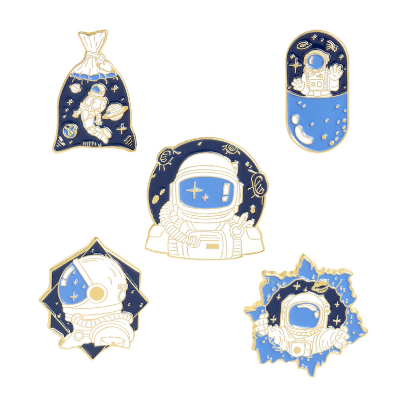 Ensemble de broches d'astronaute spatial créatif de dessin animé, 5 pièces, Capsule, sac d'eau, badges de peinture en émail pour garçons, épingle
