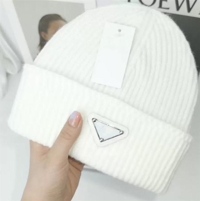 

Winter Christmas Hats For man woMen sport Fashion Beanies Skullies Chapeu Caps Cotton Gorros Wool warm hat Knitted cap free, Blue;gray