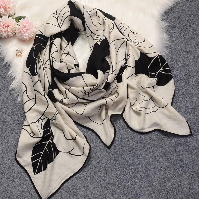 

Scarves 140cm 70% Cashmere 30% Silk Keep Warm Winter Scarf Fashion Rose Luxury Square Women Shawl Bandana Kerchief Hijab Poncho