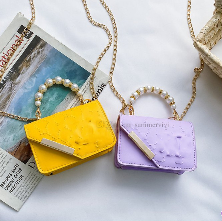 

Luxury kids pearl chain handbags designer girls Letters embossed crossbody bag fashion children single shoulder bags women mini purse A7303, Pink