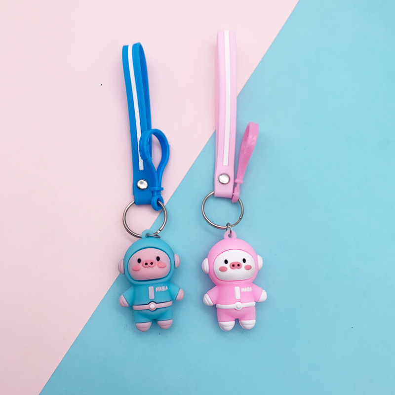 

Keychain Cartoon Pig Astronaut Car Keyring Cute Doll Bag Pendant, Silver