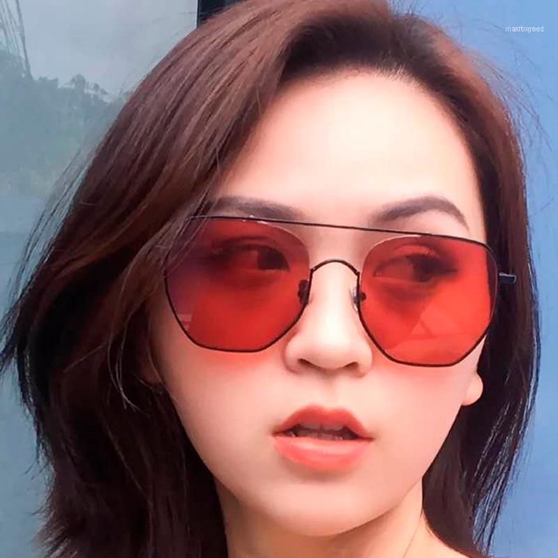 

Sunglasses Big Box Star With The Same Paragraph Red Flat Mirror Fashion Glasses Men And Women UV4001
