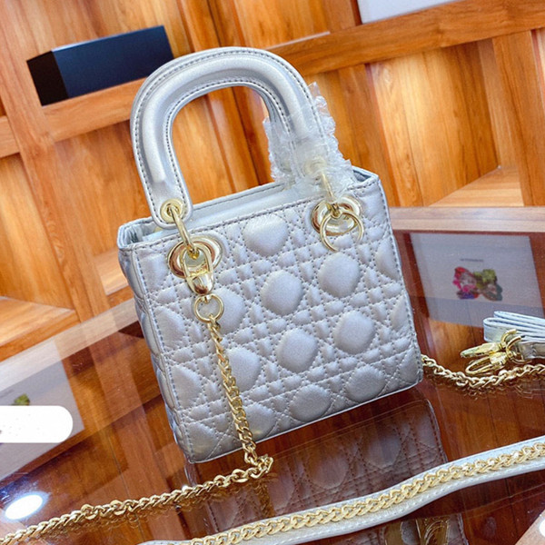 

lady bag totes Bags Luxurys TOP designers high Quality Ladies 2022 Women handbag Fashion handbags mother shoulder cossbody wallet rivet purse chains flap Thread, No bags